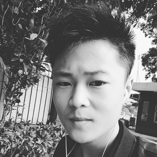 人狂性子嗷的照片