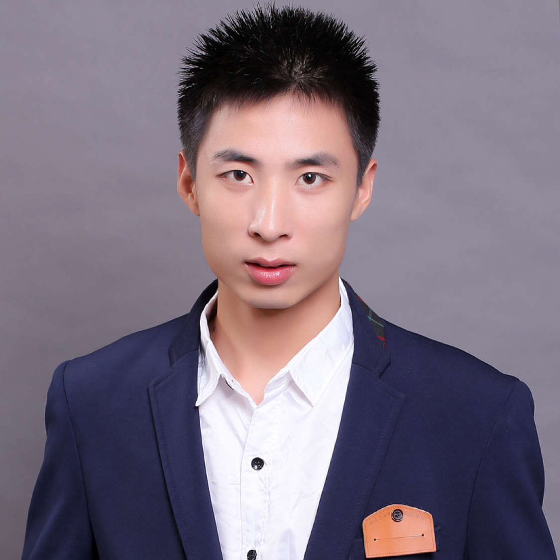 Mr亮的照片