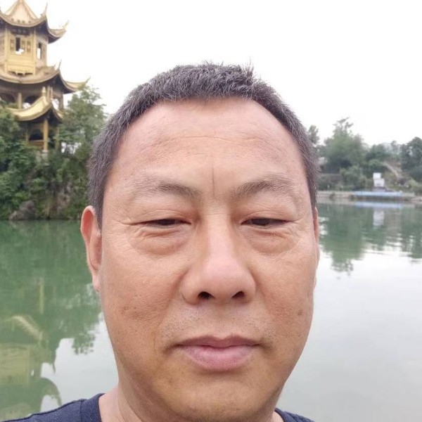 张宇文的照片