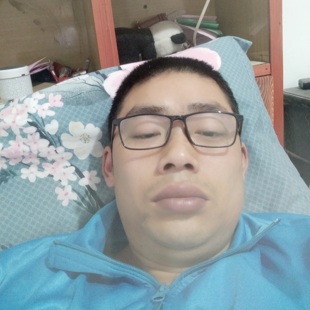 谭建忠的照片