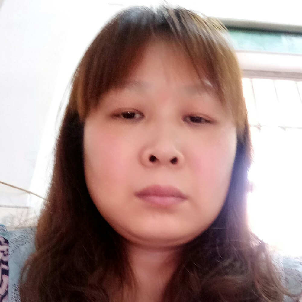 落寂萝莉的照片