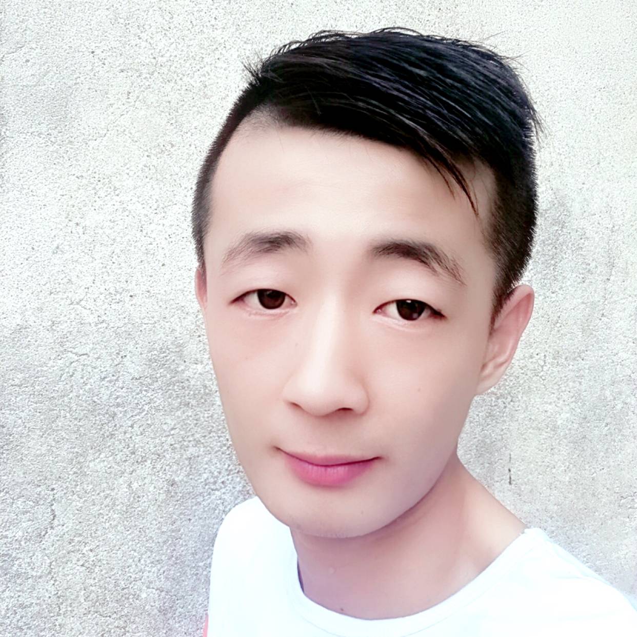 我们不该这样的照片