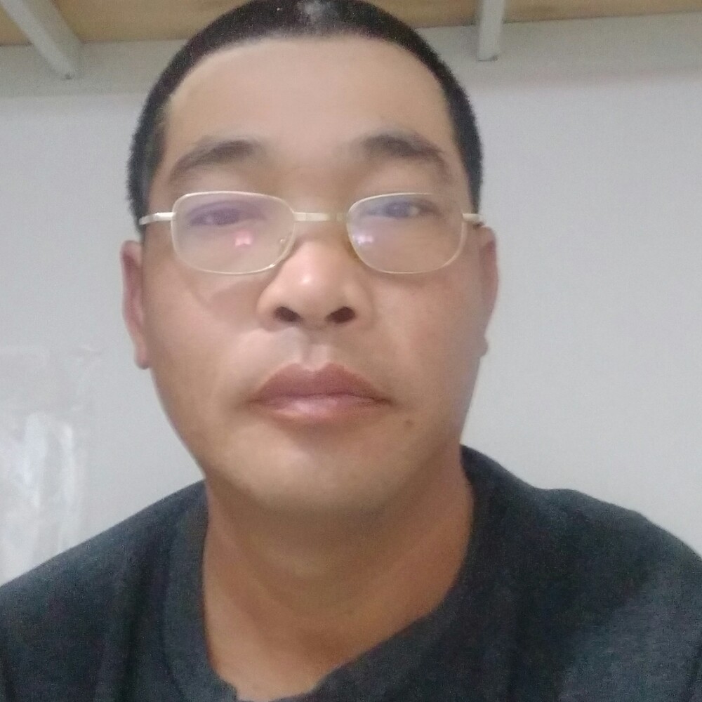 WU明的照片