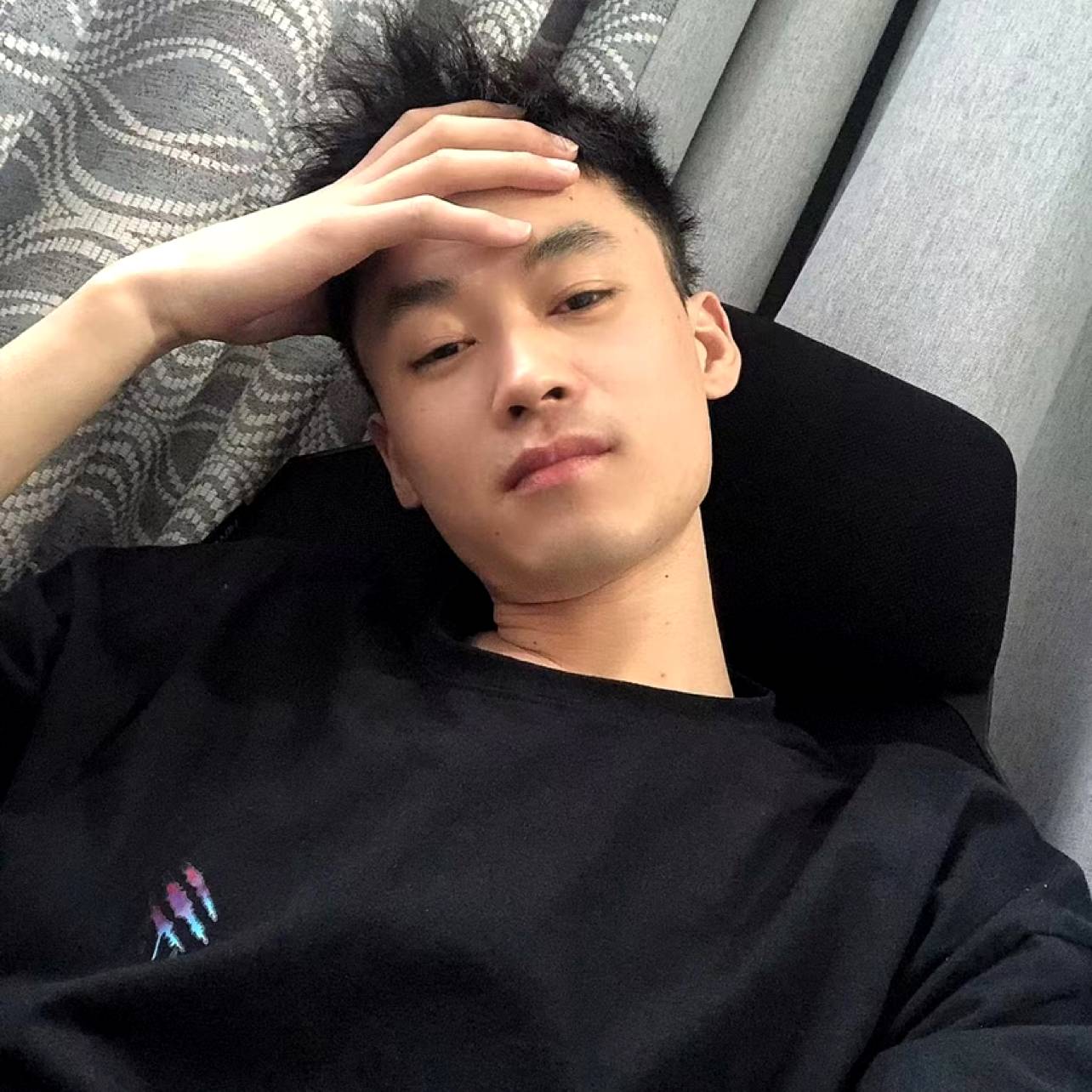 黑白灰意的照片