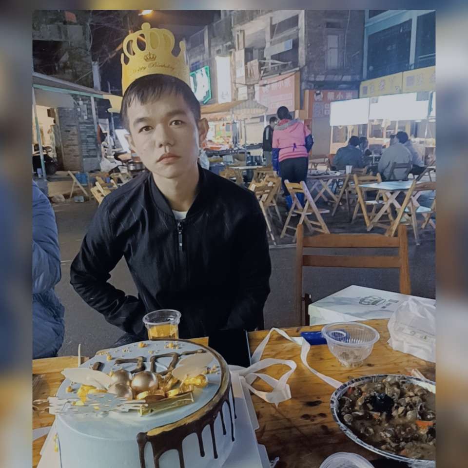 愉快手机的照片