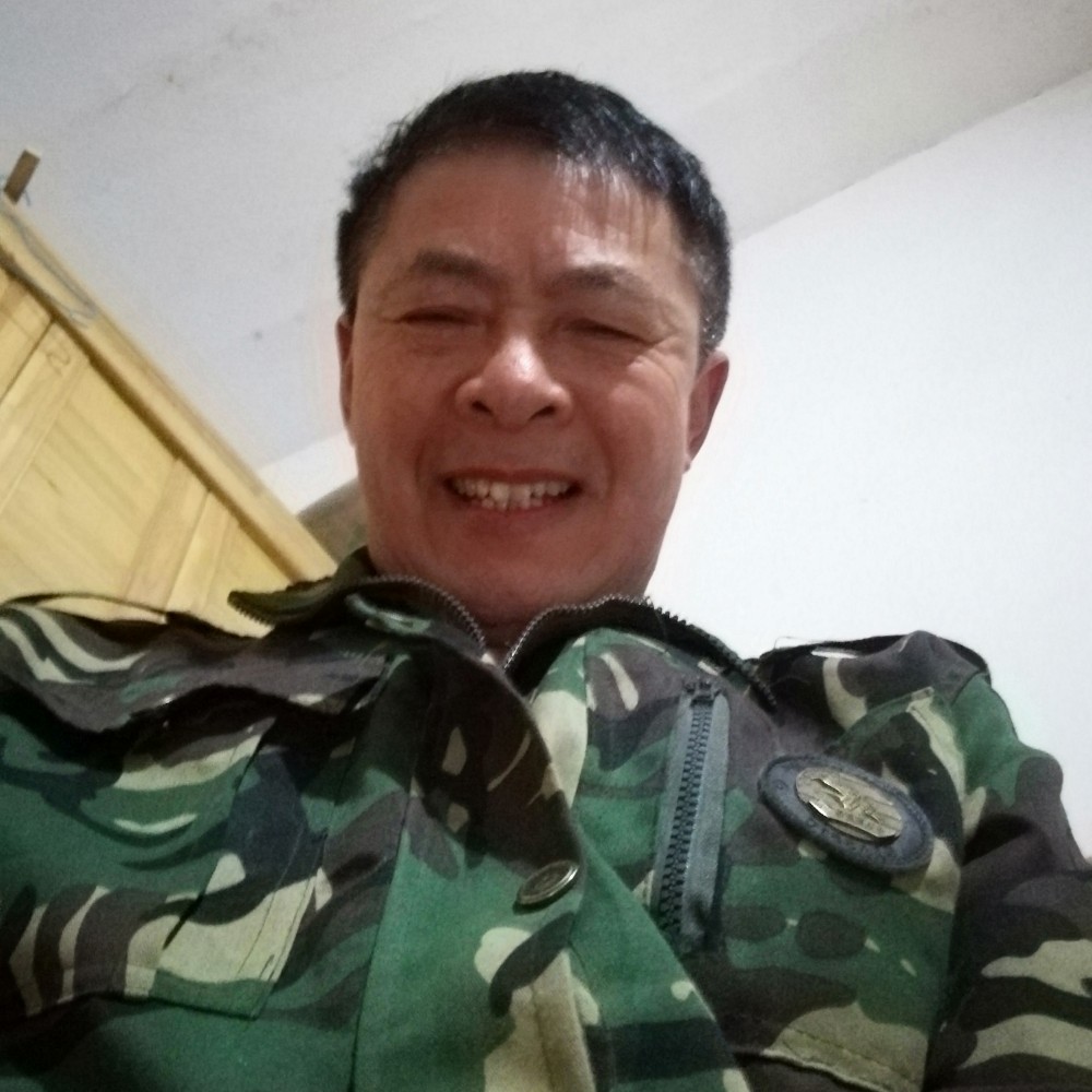 有魅力改变帅哥的照片