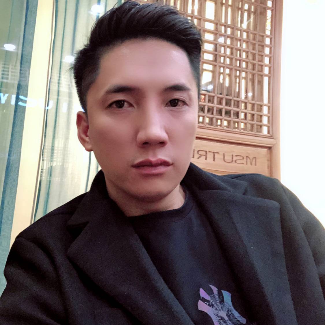 瑷上的照片