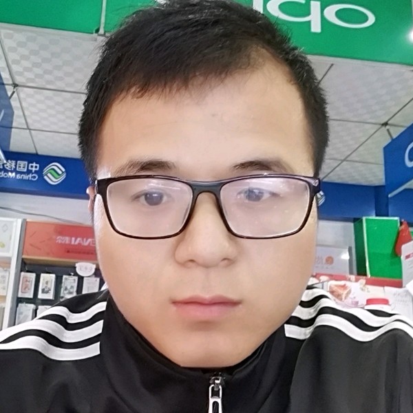 王龙涛的照片