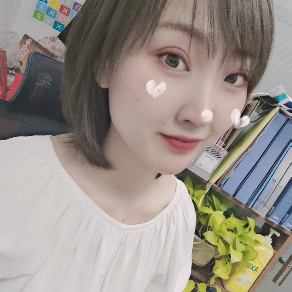 娜年花开月正圆的照片