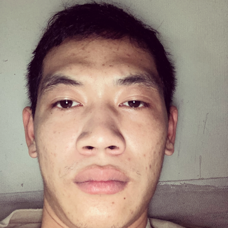 苹果愿冷眸的照片