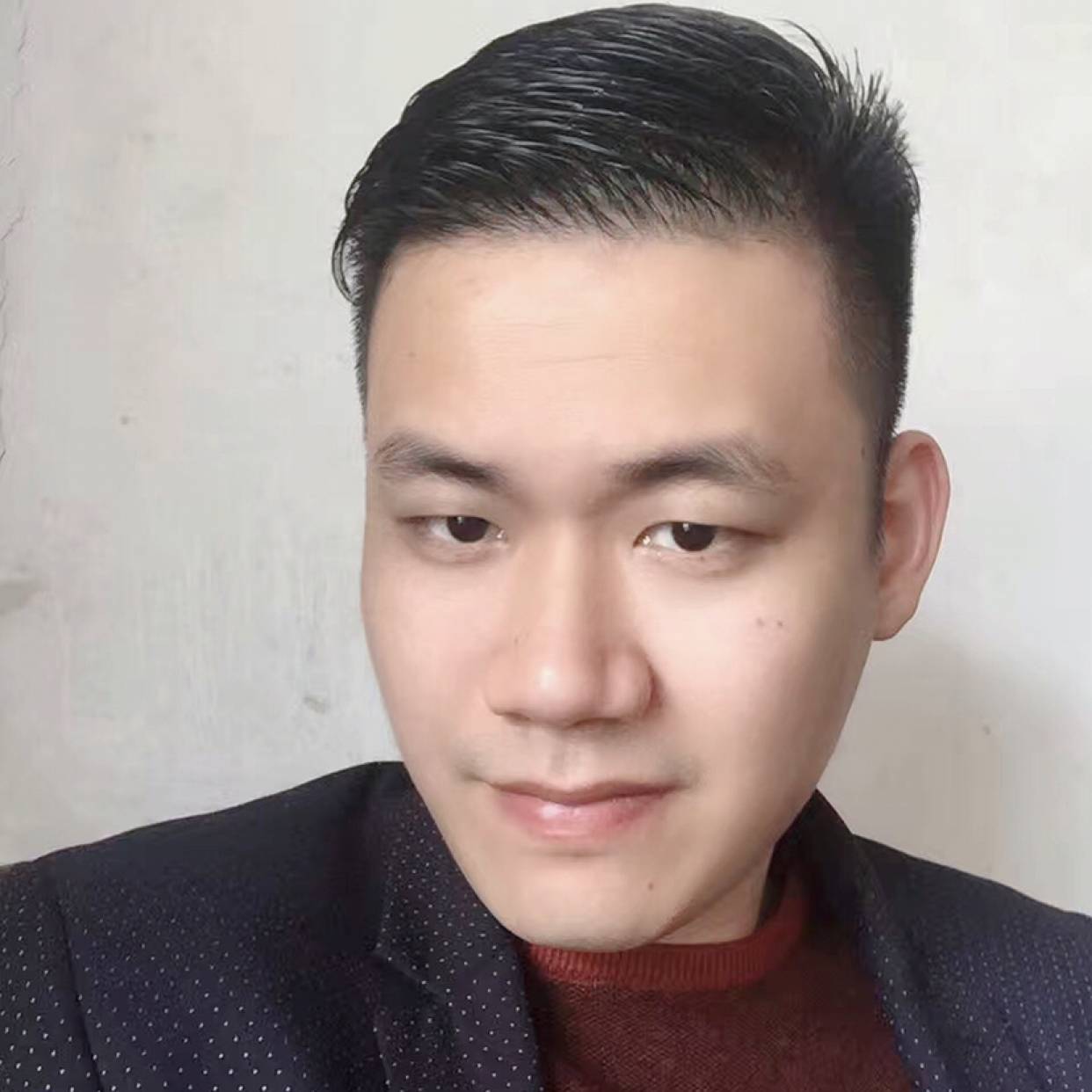 洪志彬的照片