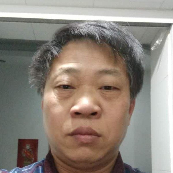 罗洪玉的照片