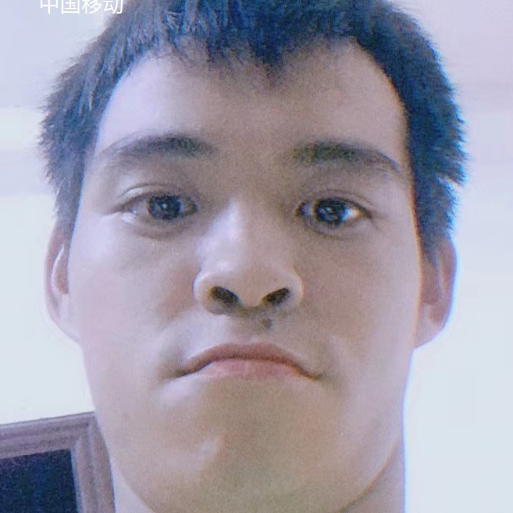 练伟阳的照片