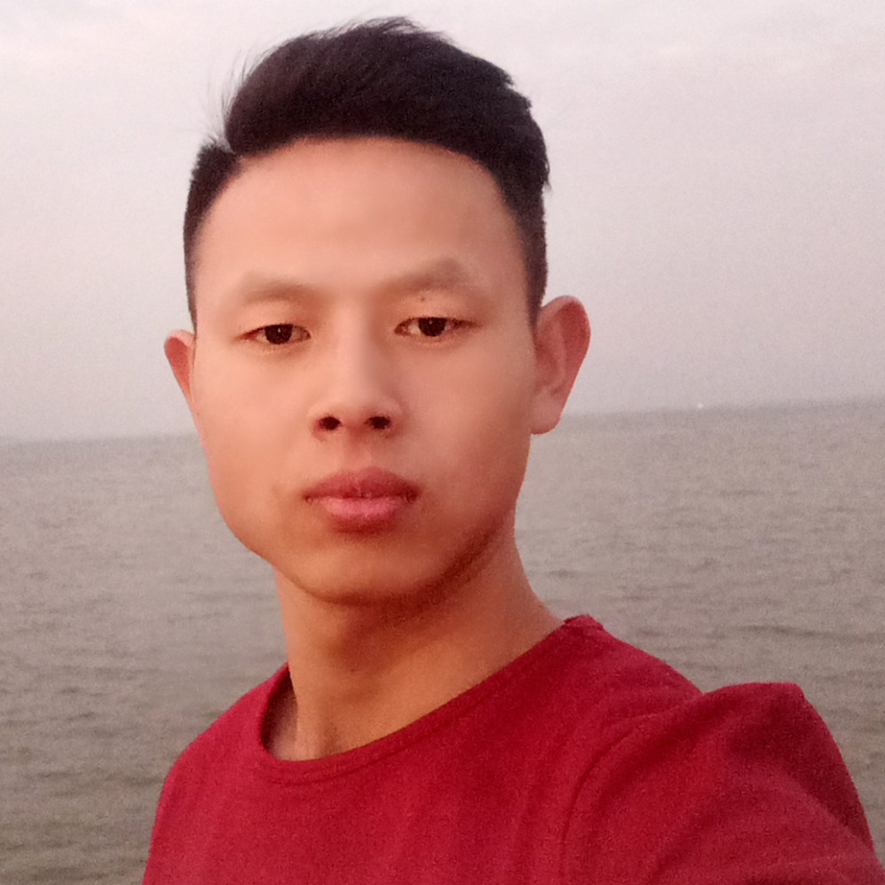 少女漫步精明的照片