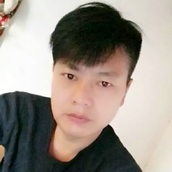 忧郁矜柔的照片