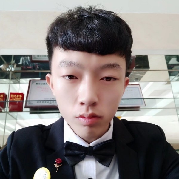 情动凝眸寒冷的照片