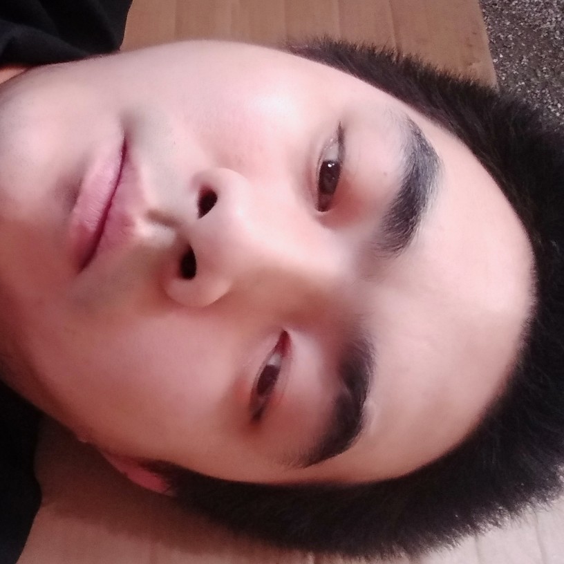 阳光回首口红的照片