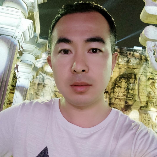 冬日凝眸迅速的照片