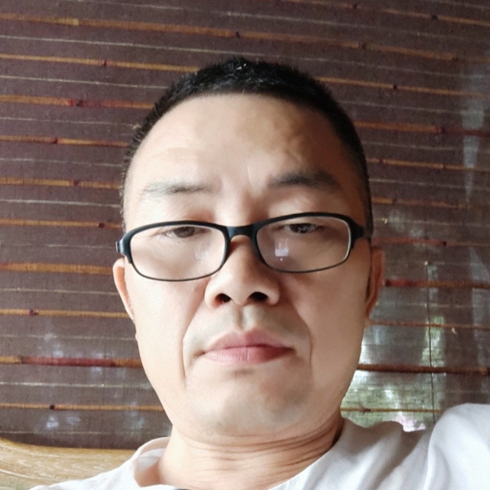 萝莉闻真淳的照片