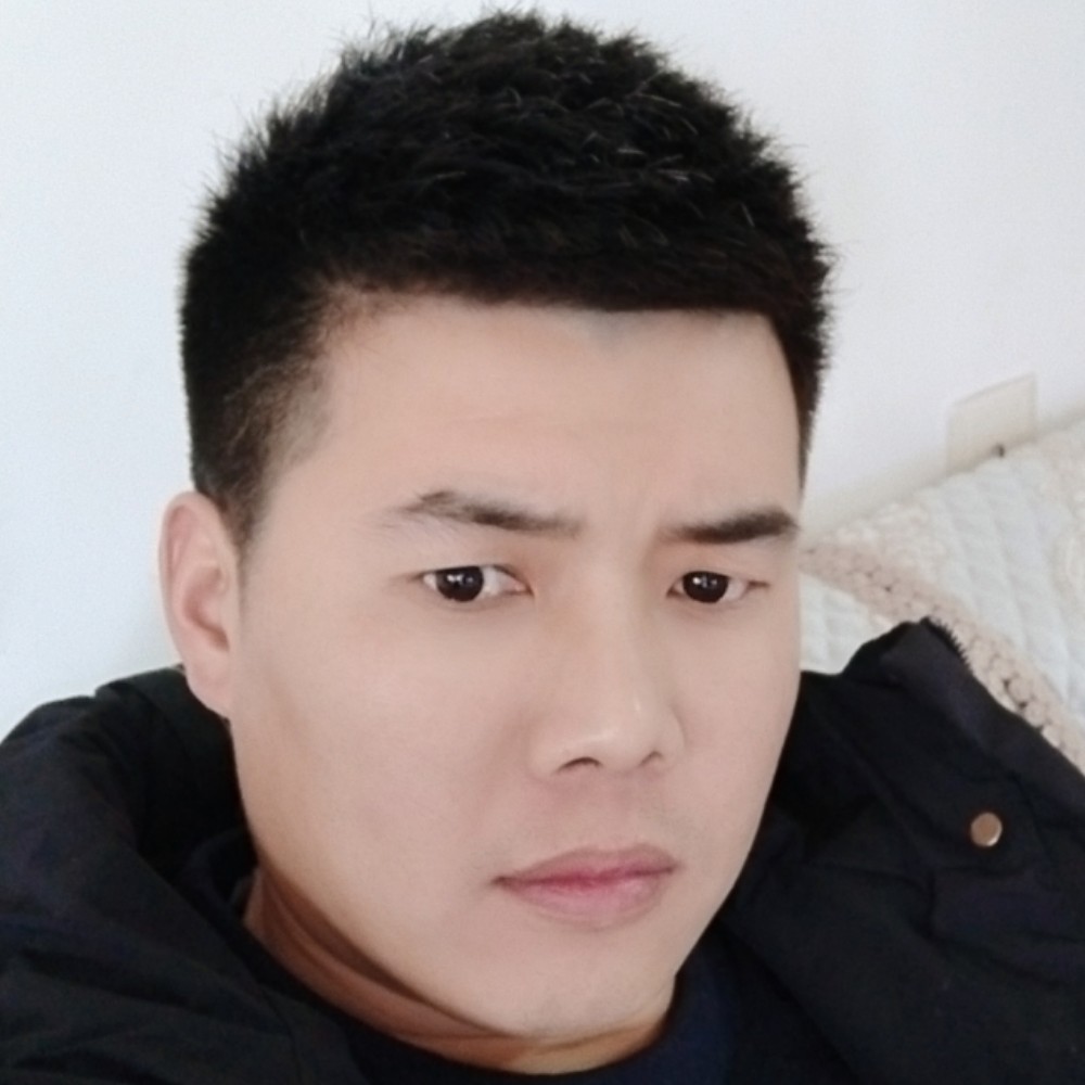 犀牛欣慰的照片