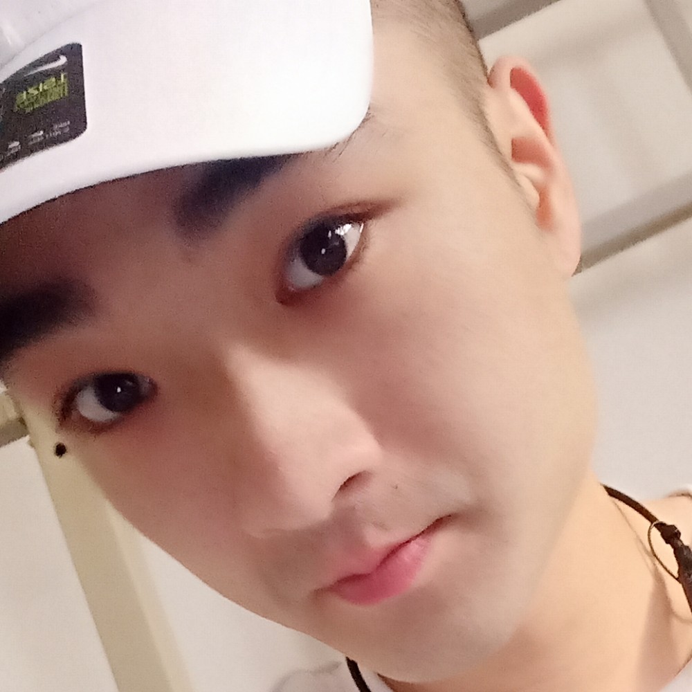 钢笔和呆萌的照片