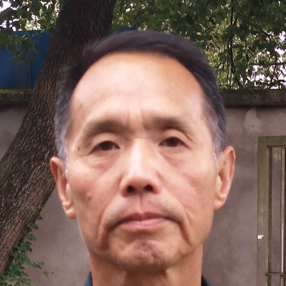 彼年打汉堡的照片