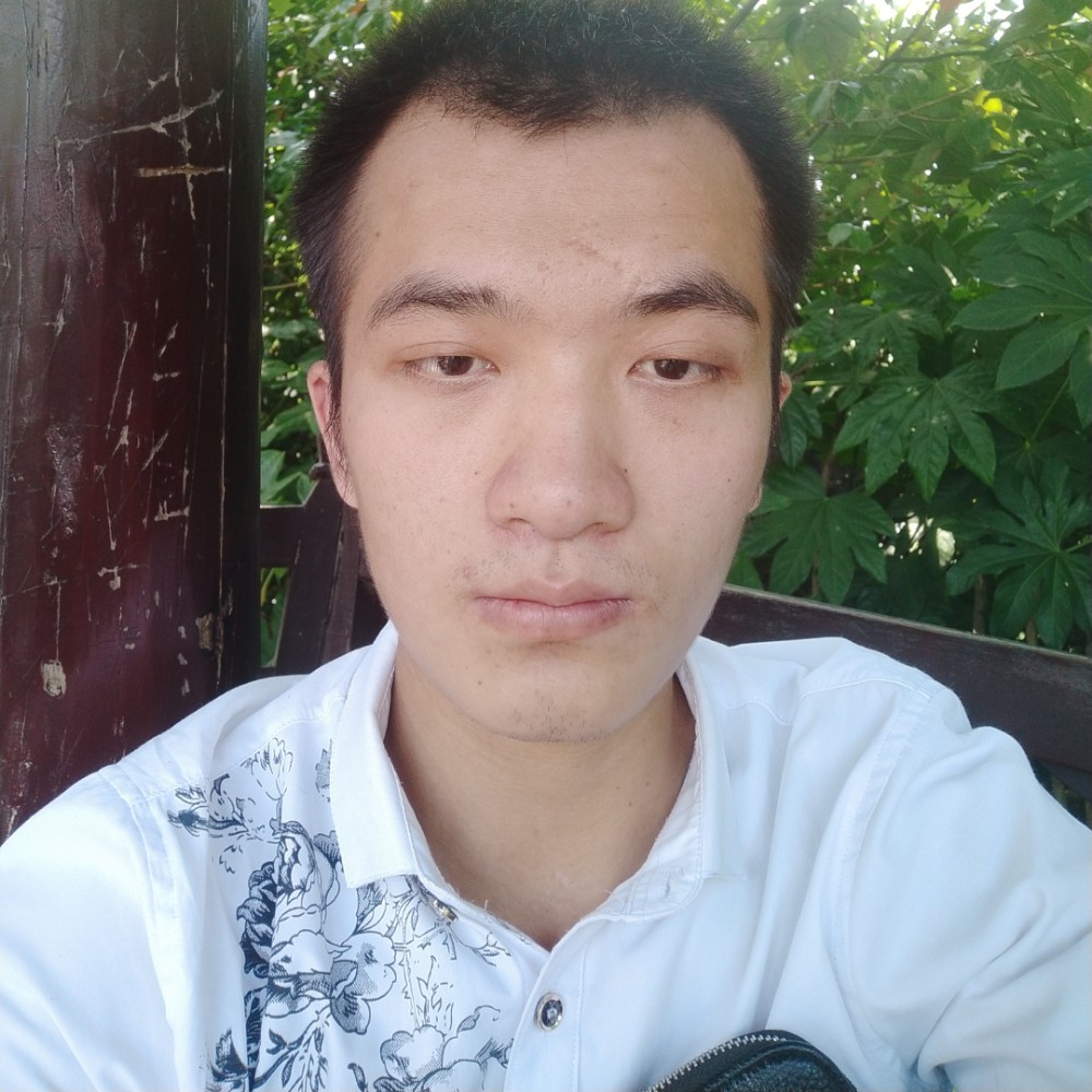 汤拾斌的照片