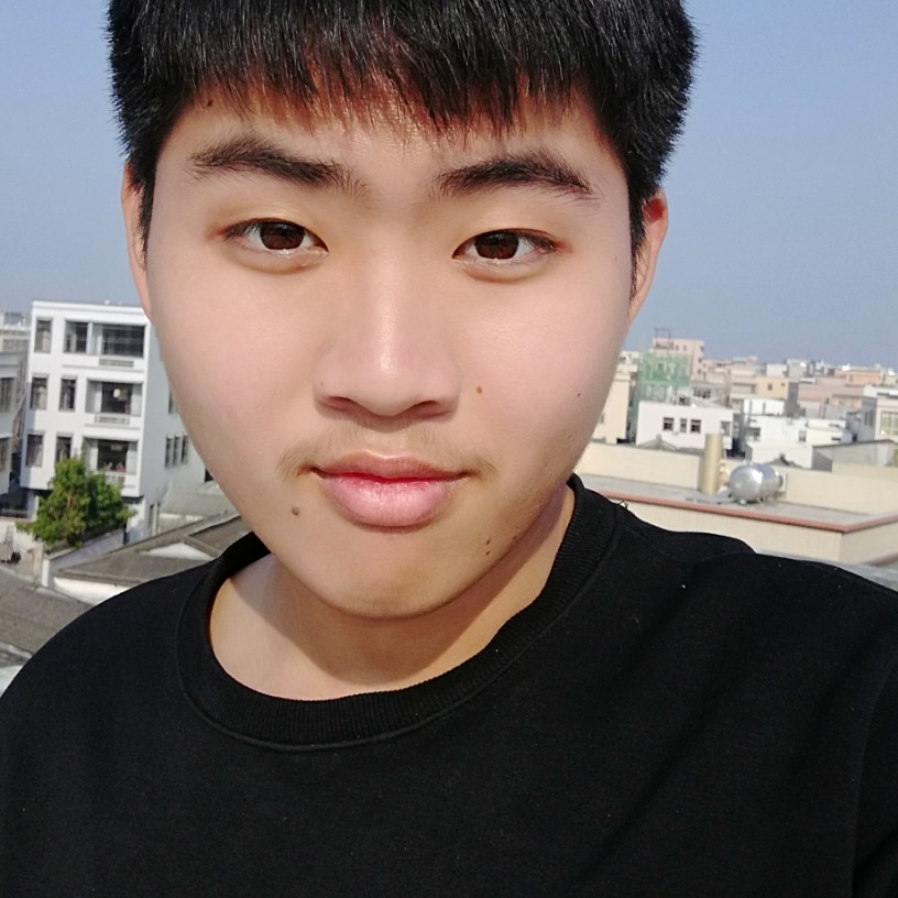 抚琴箫玉的照片