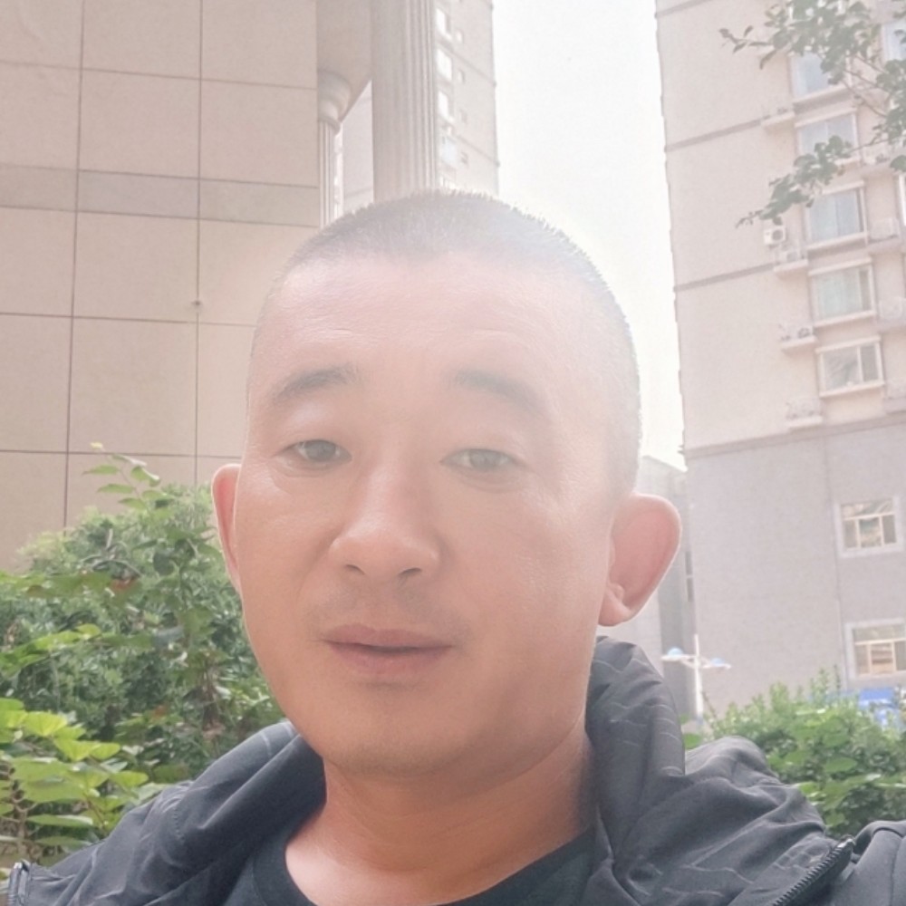 自觉等待老虎的照片