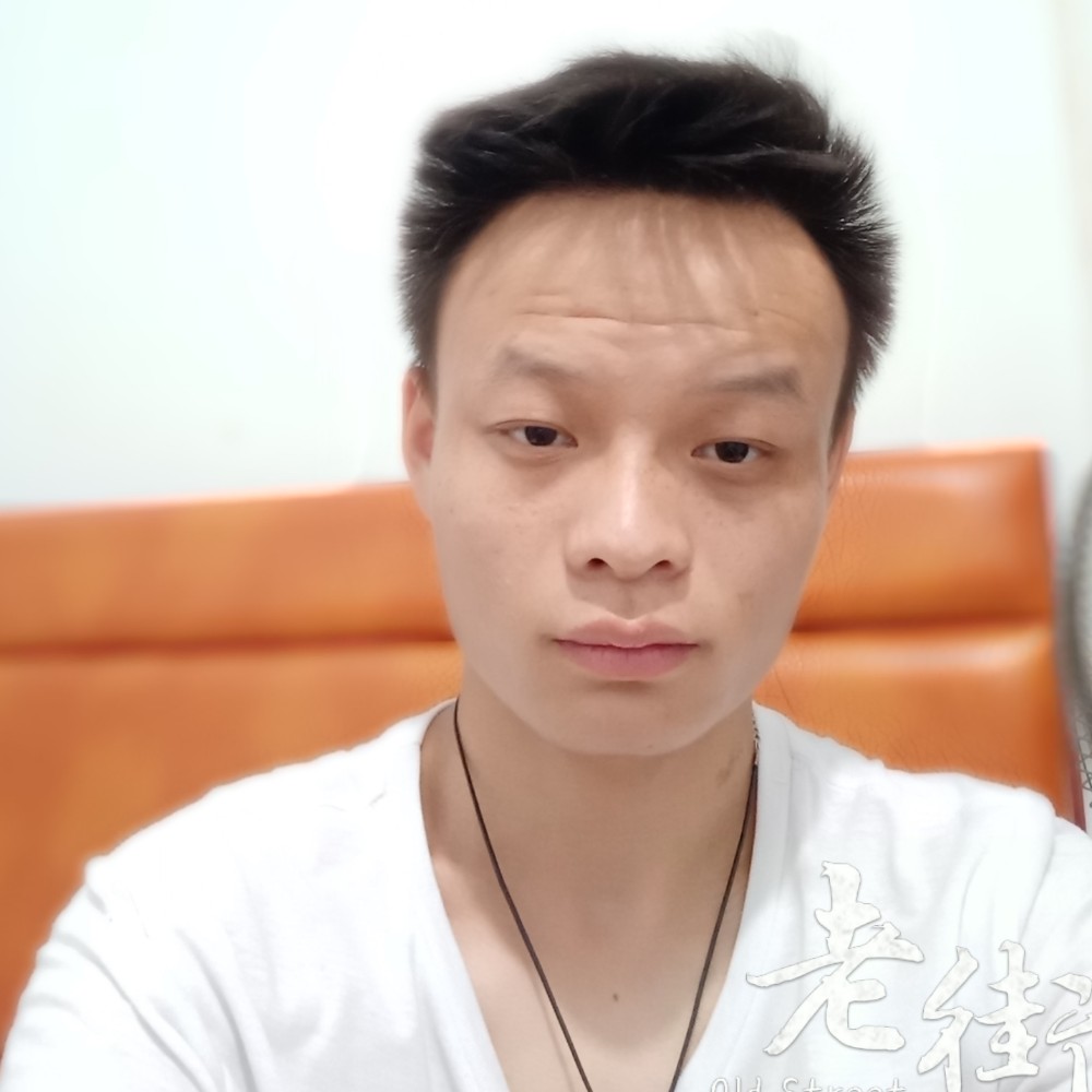 笑点低冰淇淋的照片