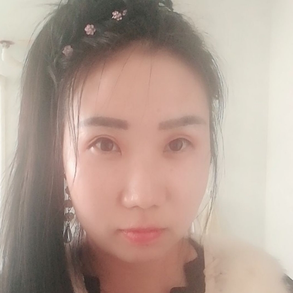 羽裳贤惠的照片