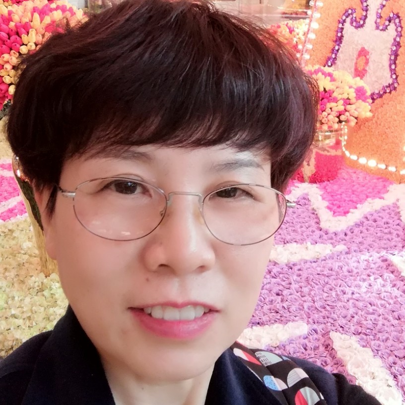 河马蹙眉冷静的照片