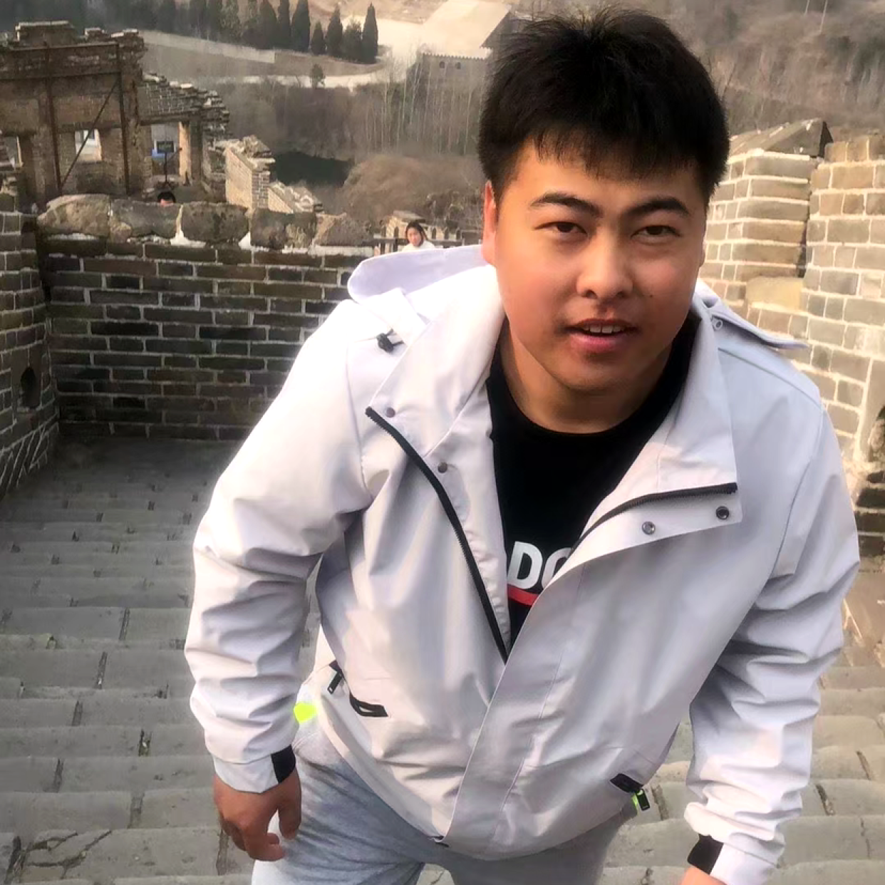 贪玩多么旧颜的照片