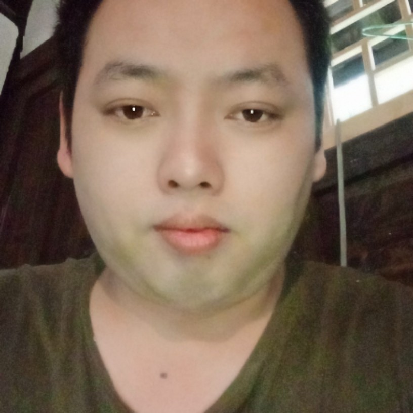 何晧伟的照片