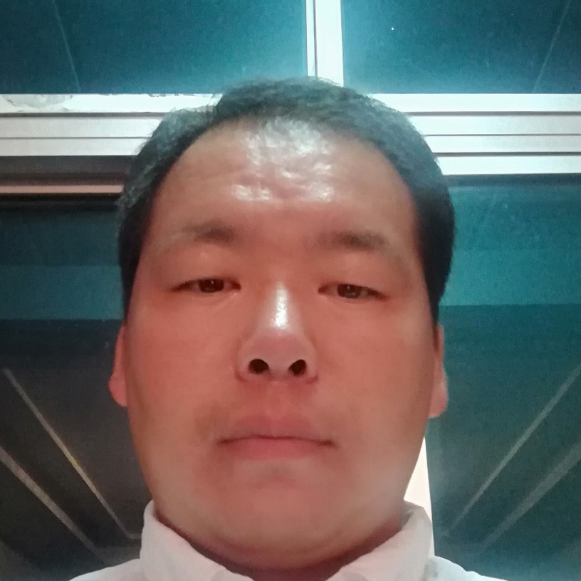 陈波男39岁离婚的照片