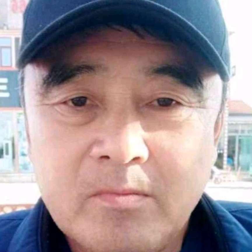 孤單有百褶裙的照片