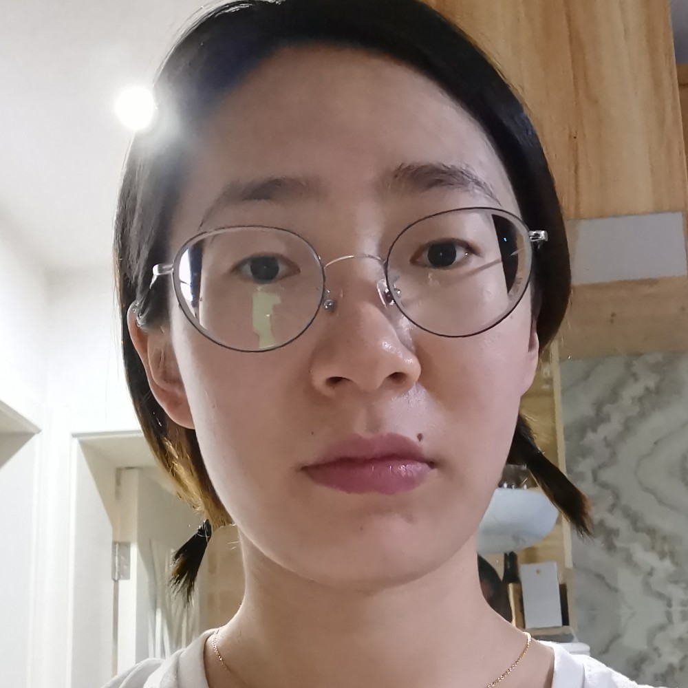 爱吃西红柿啦啦的照片