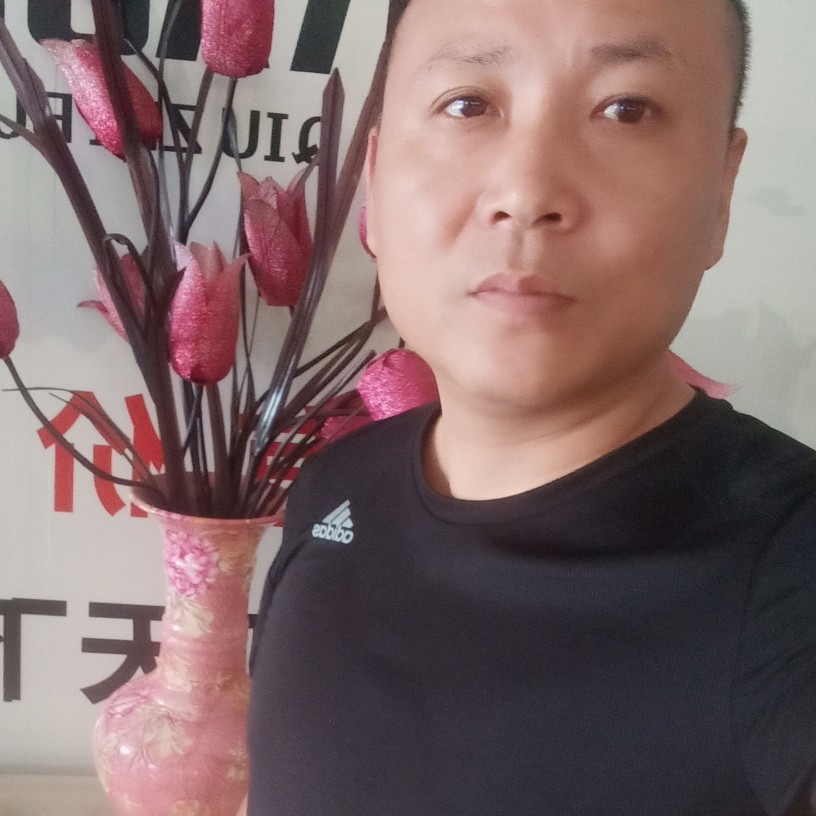 咖啡错落的照片