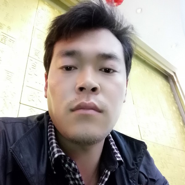 孔建的照片