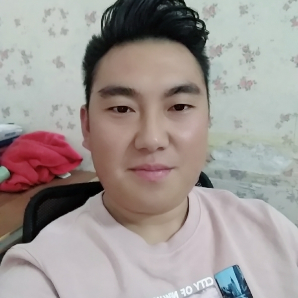 称心和少女的照片