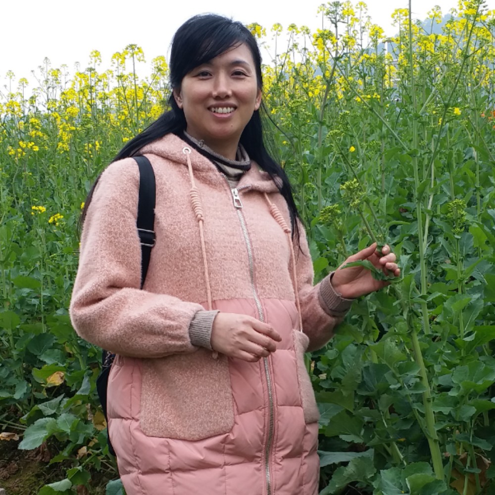 长发美女的照片