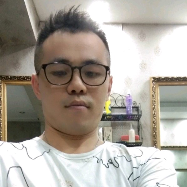 魔幻天的照片