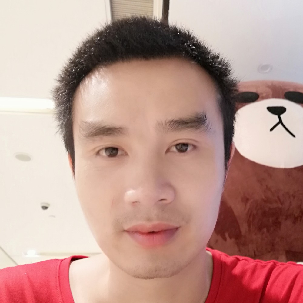 英勇哥的照片