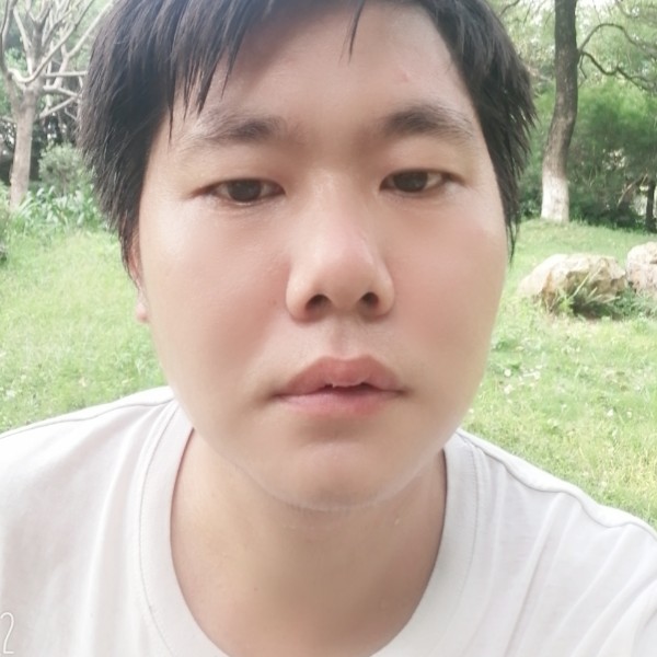 美好遇見洛尘的照片