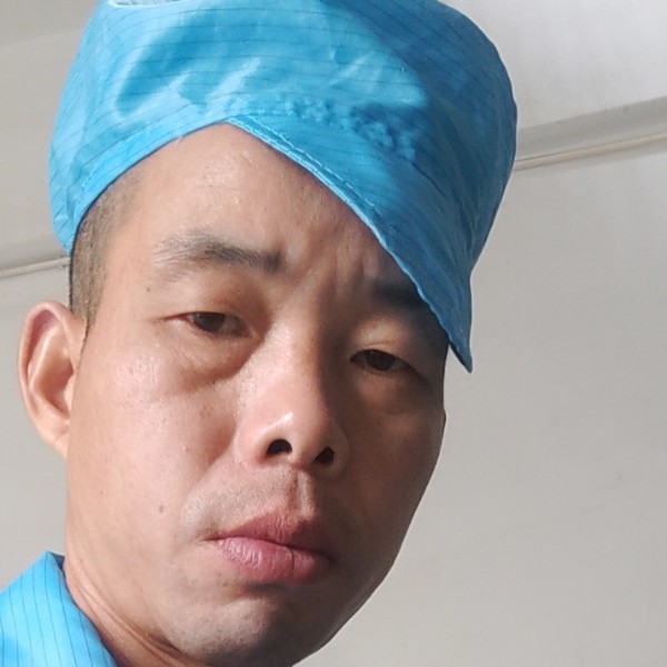 数据线贪玩的照片