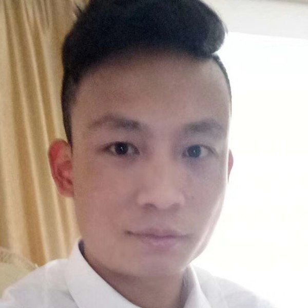 阔达等待水池的照片