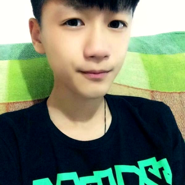 电话用无辜的照片