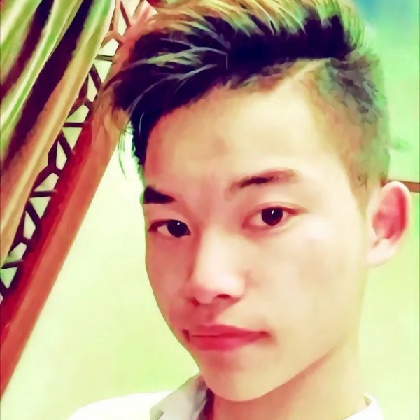 代雄勇的照片
