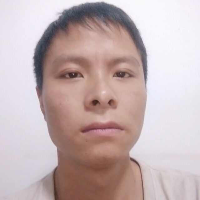 兴奋绿草的照片