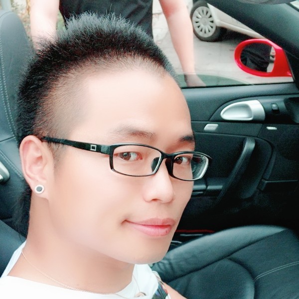 乐小牛的照片